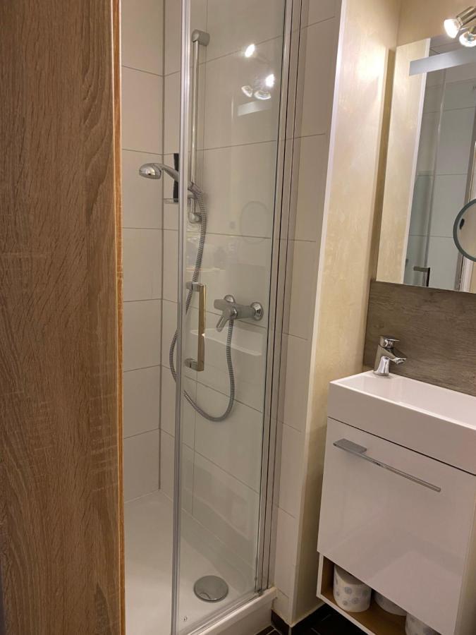 Apartments Am Bahnhof سيغن المظهر الخارجي الصورة
