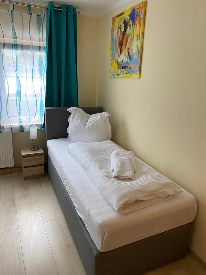Apartments Am Bahnhof سيغن المظهر الخارجي الصورة