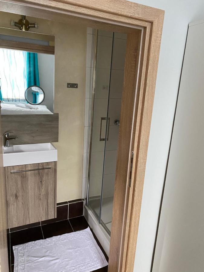 Apartments Am Bahnhof سيغن المظهر الخارجي الصورة
