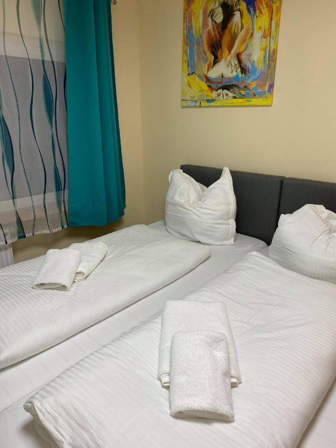 Apartments Am Bahnhof سيغن المظهر الخارجي الصورة