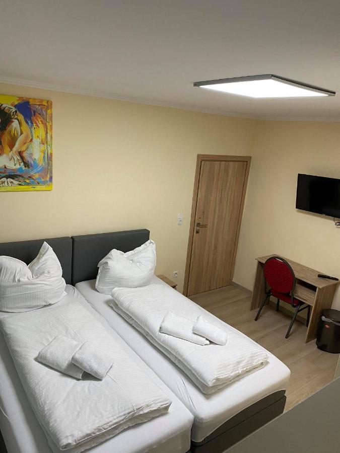 Apartments Am Bahnhof سيغن المظهر الخارجي الصورة